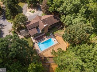 9880 Marsh Ln, Lusby, MD 20657