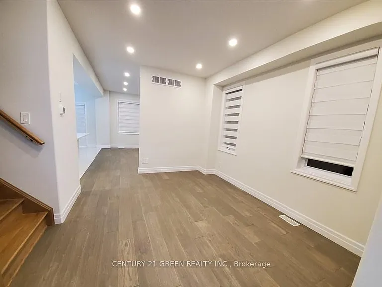 3010 Doyle Dr — Photo 3