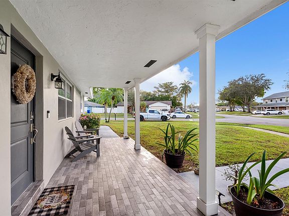 3rd image of 156 Alcazar Street