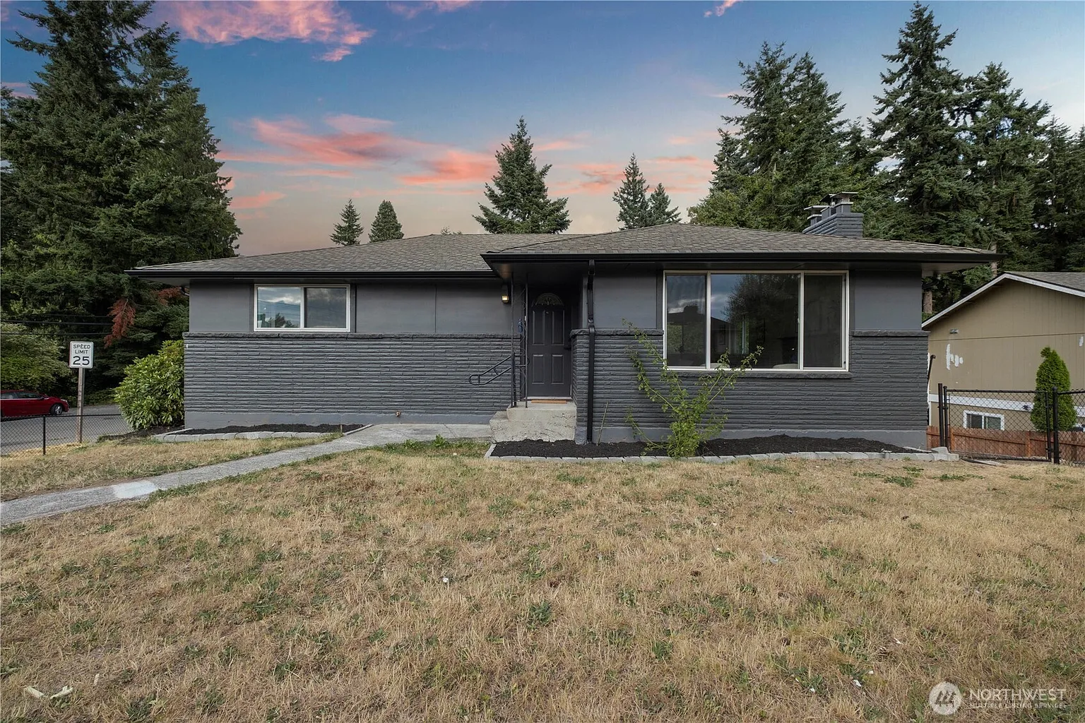 16604 32nd Avenue S photo 1