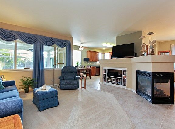2nd image of 1241 Wentworth Dr