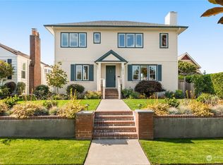 1611 45th Ave SW, Seattle, WA 98116