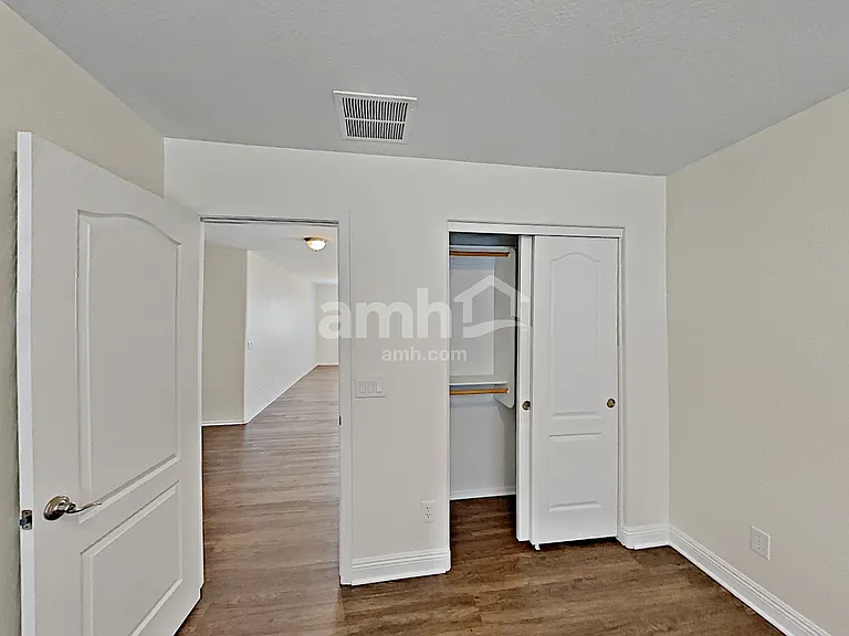 276 S 165th Dr — Photo 13