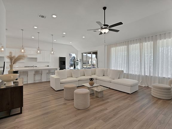 3rd image of 5055 Carolina Cherry Dr