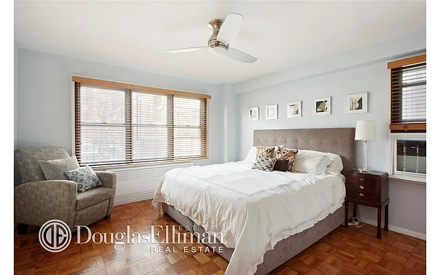 Sold by Douglas Elliman | media 14