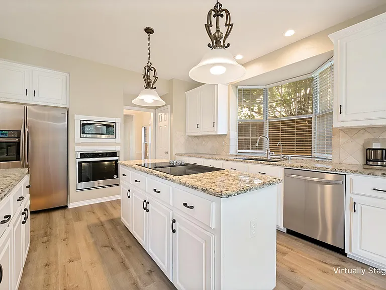 2633 Shadow Hill Ln — Photo 5