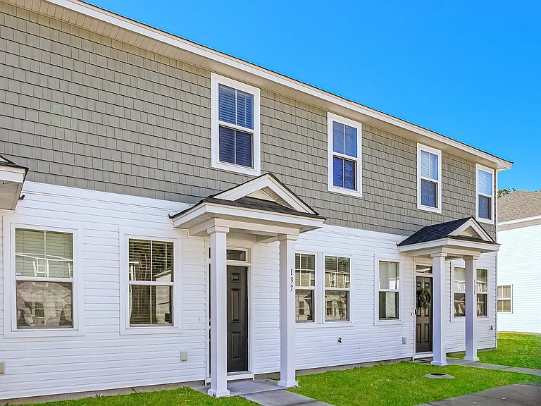 137 Morning Line Dr — Photo 1