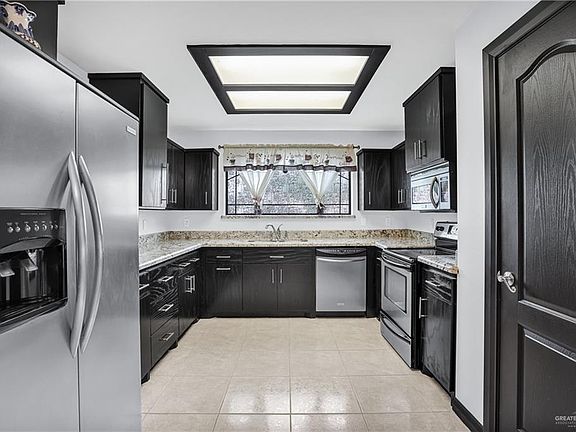 4th image of 3109 Ursula Ave