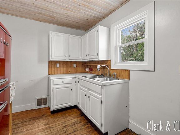 4th image of 507 Quarterline St