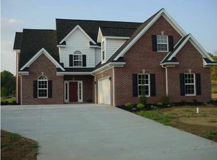 7 Hemlock Dr, Jasper, IN 47546