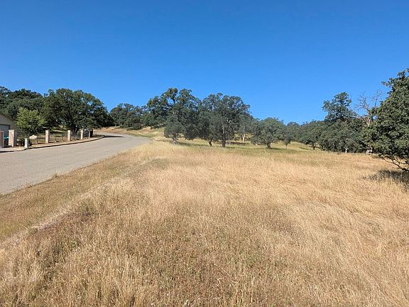 2nd image of 22580 Rio Robles Dr