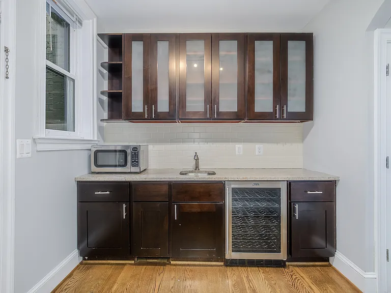 1022 Independence Ave SE — Photo 29