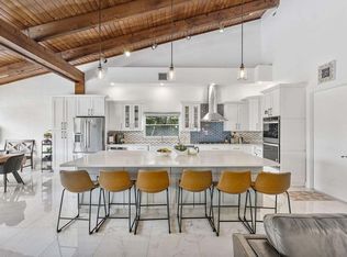 6031 NW 4th Ave, Boca Raton, FL 33487