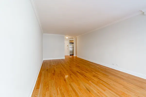 Rented by Stonehenge NYC LLC | media 2