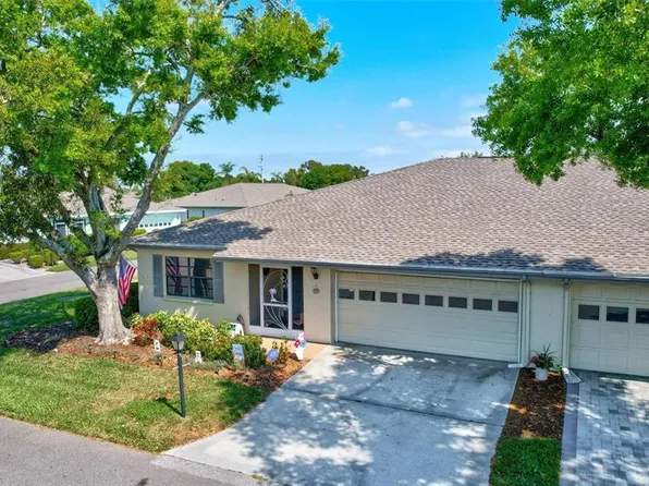 1419 Langley Dr, Sun City Center, FL 33573