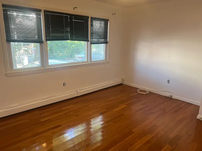 11 Meadow St #1 — Photo 8