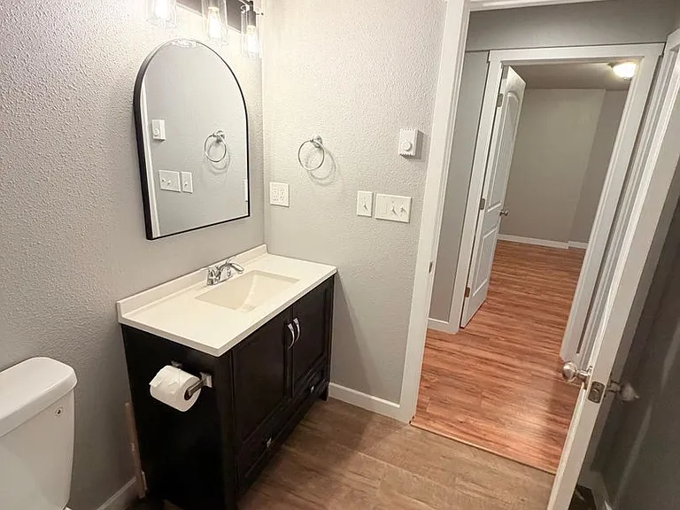 4203 Sunnyside Blvd #B — Photo 10