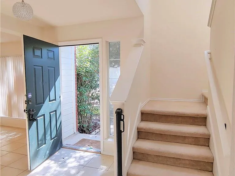 1101 Wood Creek Dr — Photo 10