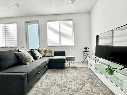 6401 NW 103rd Pl #301 Photo 1