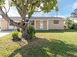 3326 Garfield Dr, Holiday, FL 34691