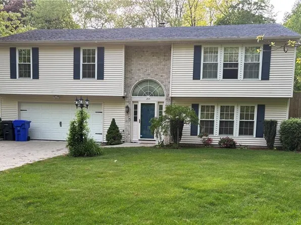 205 Boyd Ave, East Providence, RI 02914