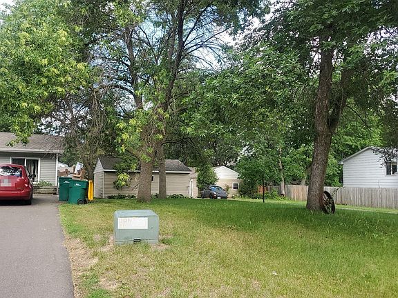 3rd image of 12348 Flintwood St NW