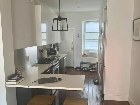 76 Richardson Street image 3 of 10