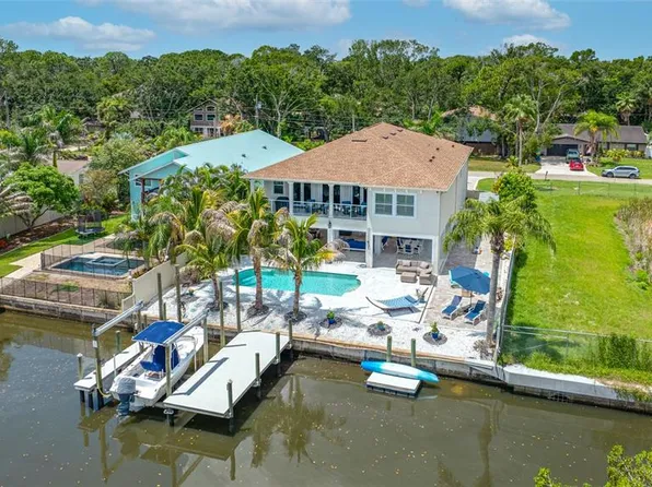 3138 Phoenix Ave, Oldsmar, FL 34677