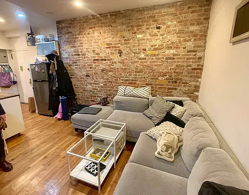 Rented by Highline Residential | media 5