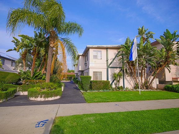 3rd image of 6950 Coldwater Canyon Ave #50-04