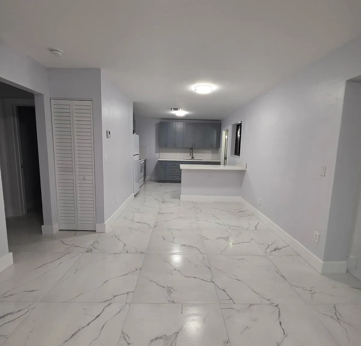 2 bed, 1000 sqft, $2,700 — Photo 1