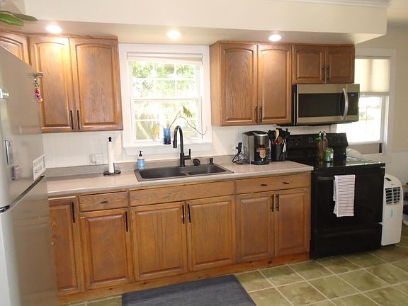 5th image of 168 Augusta Road