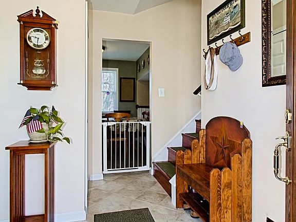 4th image of 9360 Tartan View Dr