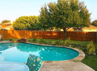 4010 Bluffpoint Rd, Rowlett, TX 75088