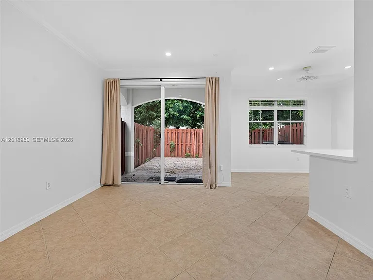 12441 SW 124th Ter — Photo 6