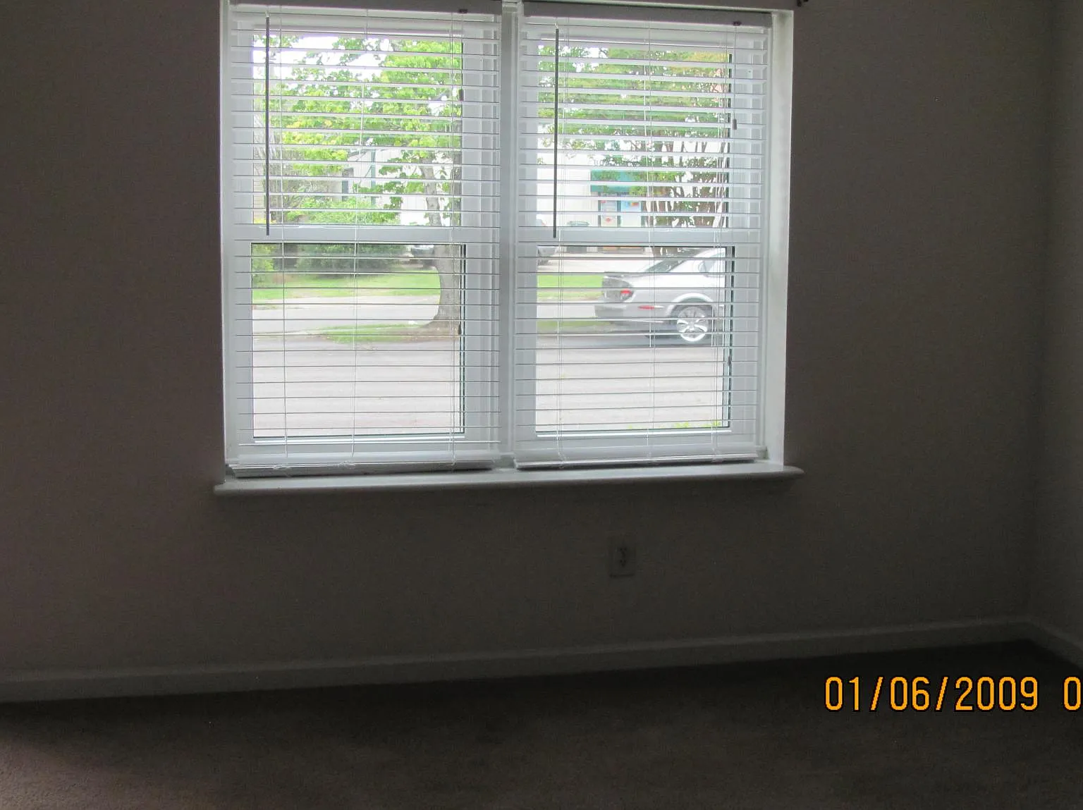 2 bed, 1.5 bath, 900 sqft, $1,295 — Photo 4