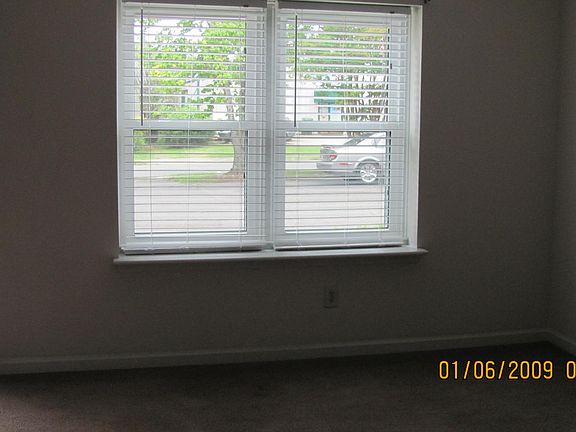 4th image of 158 Ebenezer Ave APT 5