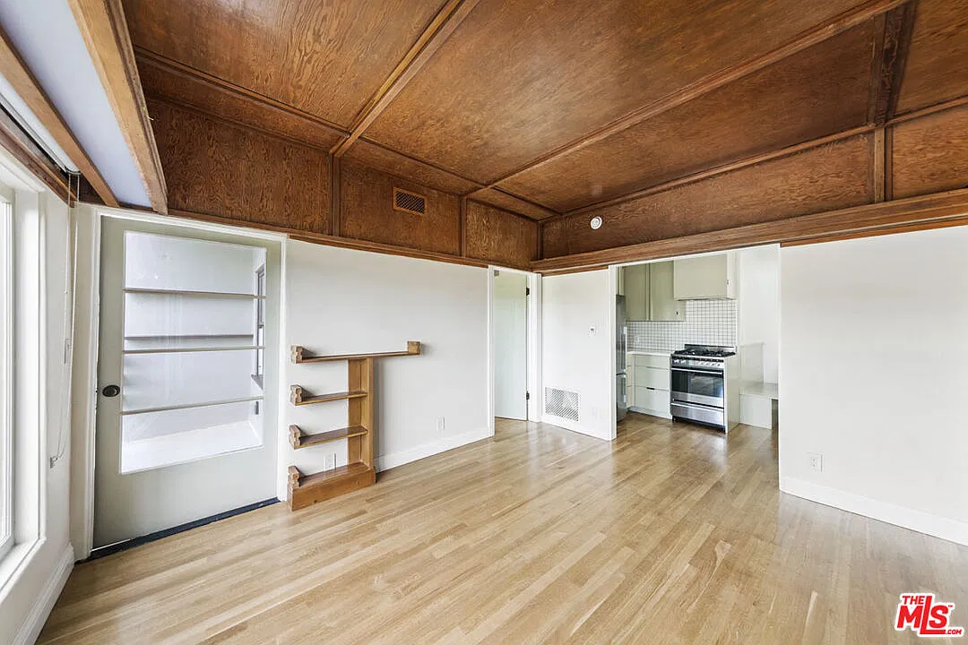 1 bed, 1.0 bath, $3,380 — Photo 4