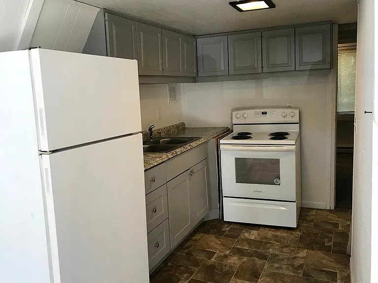 10761 I-70 Drive NE — Photo 7