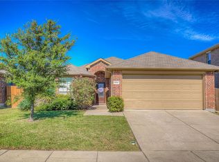 2032 Karsen Ln, Heartland, TX 75126