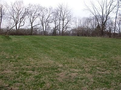 1st image of 421 Brookside Dr