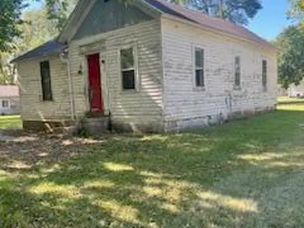 1212 4th St, Onawa, IA 51040