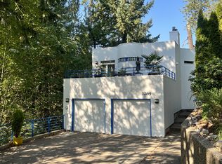 3205 SW Scholls Ferry Ct, Portland, OR 97221