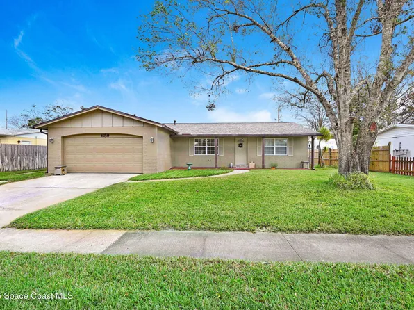 1659 N Singleton Ave, Titusville, FL 32796