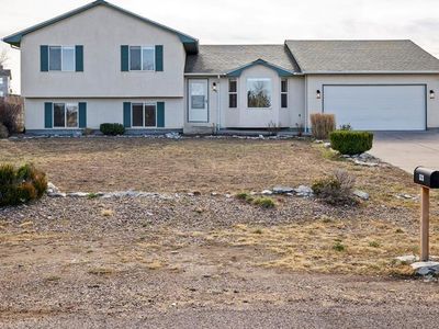 528 S Bellflower Dr, Pueblo West, CO, 81007