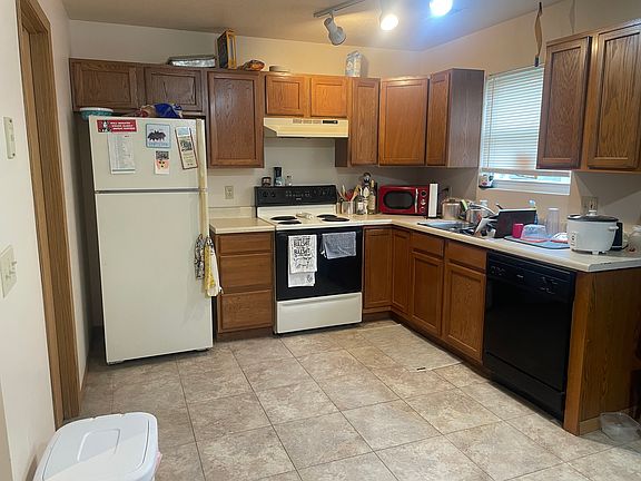 3rd image of 507 W Dodson St
