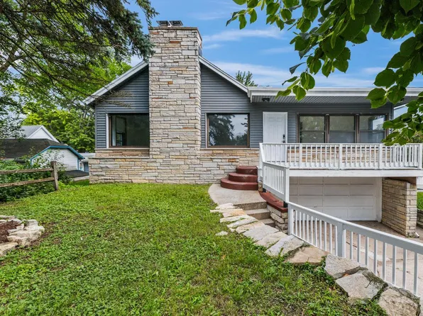 1012 Arcadin AVENUE, Waukesha, WI 53186