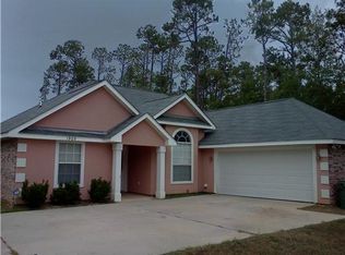 1905 S 7th St, Ocean Springs, MS 39564