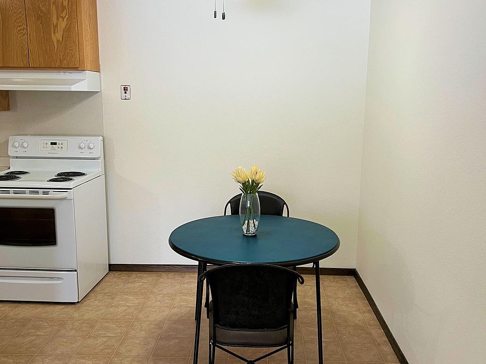 Rose 8 Estates Apartment Rentals Roseville, MN Zillow