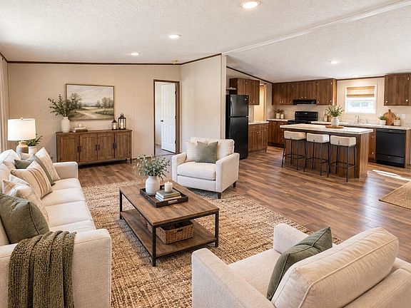 5th image of 4606 Jackie Dr